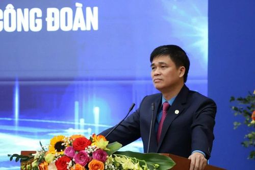 Sản xuất phục hồi, doanh nghiệp 'khát' lao động