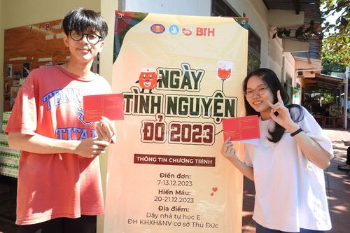 Sinh viên góp sức vì cộng đồng