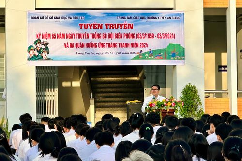 Để học sinh hiểu hơn về Ngày truyền thống Bộ đội Biên phòng