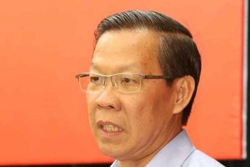 Chủ tịch TPHCM: 'Chăm lo đời sống nhân viên y tế mới là tri ân người thầy thuốc'