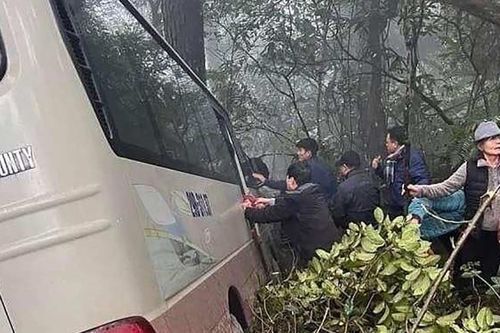 Kinh nghiệm lái xe sau vụ ô tô 29 chỗ bất ngờ mất phanh khi xuống dốc Tam Đảo