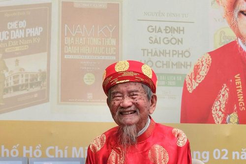 Nhà nghiên cứu 103 tuổi viết tự truyện cuộc đời