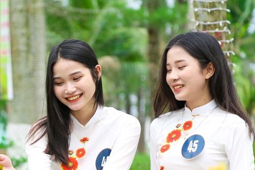 Cửa Lò tổ chức thi Nữ thanh niên thanh lịch