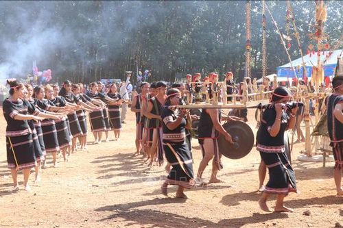 Bảo tồn văn hóa dân tộc trong xã hội đương đại – Bài cuối: Bảo tồn văn hóa gắn với phát triển du lịch