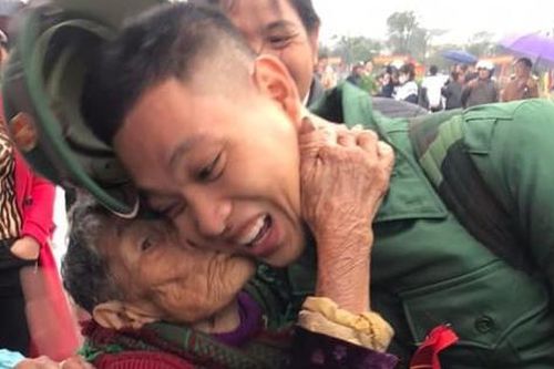 Những hình ảnh ấm áp trong ngày hội tòng quân ở Hà Tĩnh