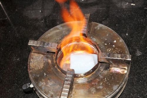 Bác sĩ trả lời: Xử lý ra sao khi bị bỏng cồn?