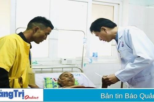 Xuân ấm tình người ở bệnh viện