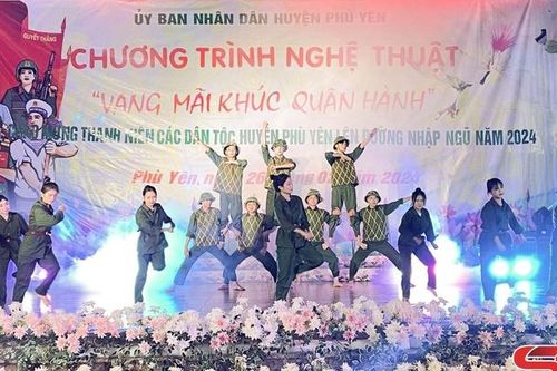 Các địa phương tổ chức Chương trình văn nghệ chào mừng tân binh lên đường nhập ngũ