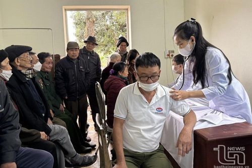 TP. Phổ Yên: Khám bệnh và cấp phát thuốc miễn phí cho người có công