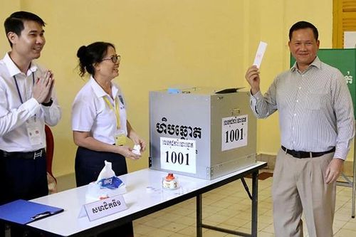 Đảng cầm quyền Campuchia giành đa số tại Thượng viện