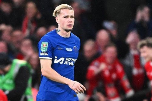 Chelsea làm điều chưa từng có trong lịch sử bóng đá Anh