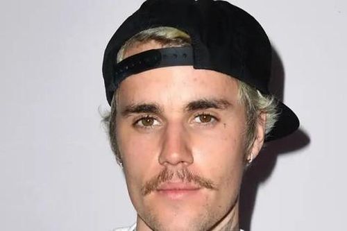 Từ chối diễn tại Super Bowl, ít quan tâm đến hình ảnh, Justin Bieber sắp giải nghệ?