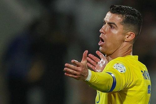 Hành động phản cảm, Ronaldo bị treo giò 2 trận
