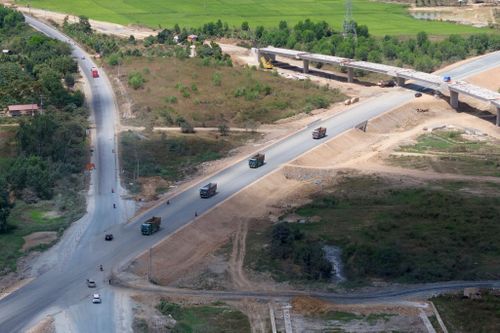 Hiện trạng cao tốc Vân Phong - Nha Trang dự kiến vượt tiến độ 6 tháng
