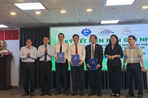 Người Việt bị lừa trên mạng xã hội gần 16 tỷ USD trong năm 2023