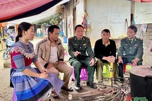 Chung sức, đồng lòng giúp bà con thoát nghèo