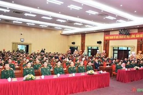 Sư đoàn 301 gặp mặt kỷ niệm 45 năm Ngày truyền thống