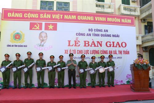 Tiếp tục tăng cường tiềm lực cho lực lượng Công an xã chính quy