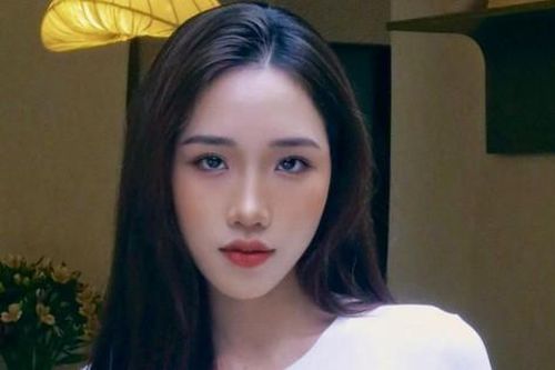 Nữ diễn viên tay ngang đóng vai ả đào trong 'Đào, phở và piano'