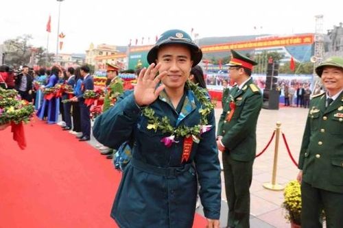 Tuổi trẻ TKV nô nức nhập ngũ bảo vệ Tổ quốc
