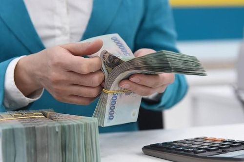 Muốn kiện vì bị 'bùng' nợ 2 tỷ đồng