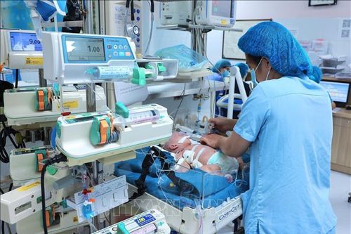 Ngày Thầy thuốc Việt Nam 27/2: Nơi giành giật sự sống cho trẻ sơ sinh
