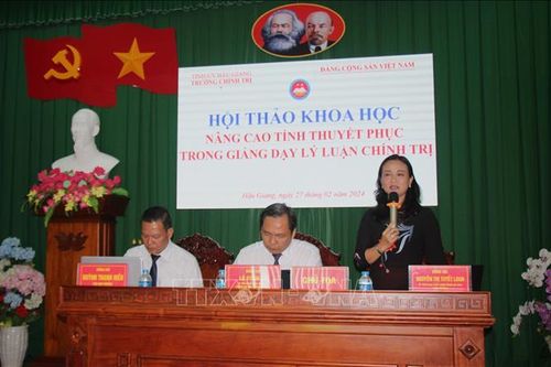 Nâng cao tính thuyết phục trong giảng dạy lý luận chính trị