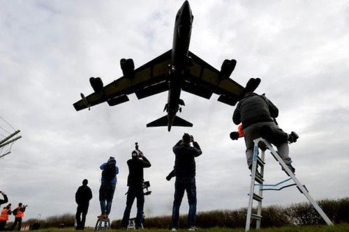 B-21 mang cơ hội lớn cho B-52 Mỹ