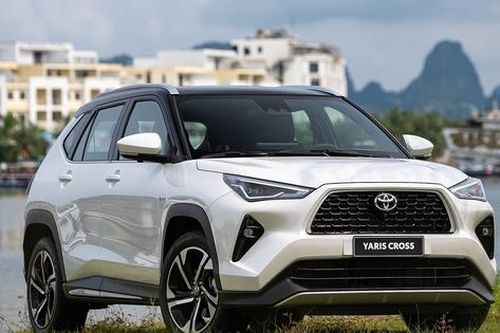 Ba mẫu xe gầm cao bán chạy của Toyota tại Việt Nam