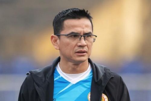 Ngả mũ trước Kiatisuk!