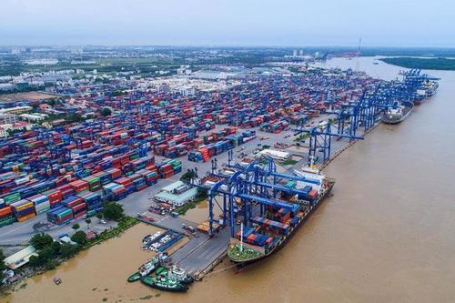 TP.HCM: Gần 5.000 container tồn đọng ở cảng biển