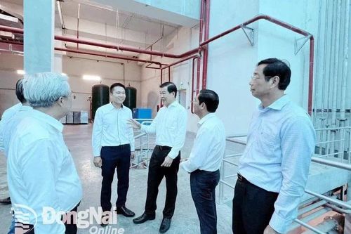 Bí thư Tỉnh ủy Nguyễn Hồng Lĩnh thăm, làm việc tại Nhà máy thủy điện Phú Tân 2