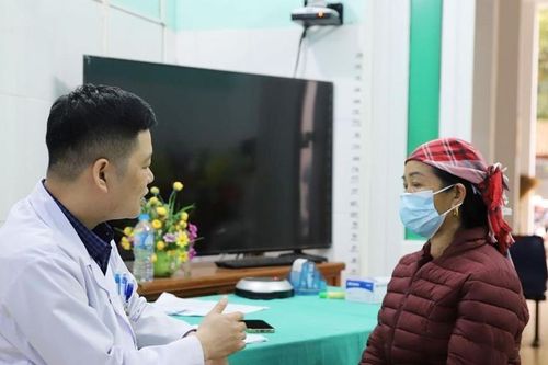 Thầy thuốc ưu tú nặng lòng với bệnh nhân ung thư