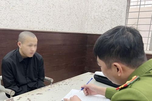 Bắt giữ và khởi tố đối tượng trộm cắp gần 400 triệu đồng trên xe ô tô