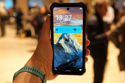 Ra mắt smartphone pin khủng thời gian chờ lên tới hơn 90 ngày