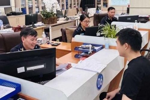 Quảng Ninh: Chi cục Hải quan Cửa khẩu Móng Cái tạo thuận lợi cho doanh nghiệp làm thủ tục XNK