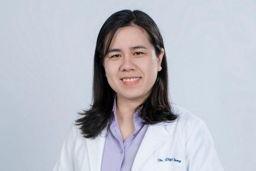 PGS.TS Phạm Thị Việt Dung: 'Nghề bác sĩ phẫu thuật tạo hình thẩm mỹ không hào nhoáng như mọi người nghĩ'