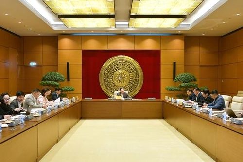Phó Chủ tịch Quốc hội Nguyễn Khắc Định chủ trì làm việc về biên soạn sách Lịch sử Quốc hội Việt Nam giai đoạn 2011 - 2026