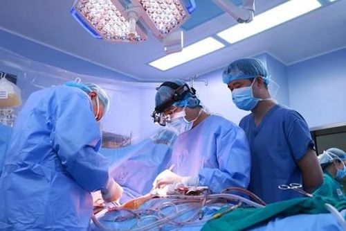 Đầu tư y tế cơ sở để người dân được chăm sóc tốt hơn