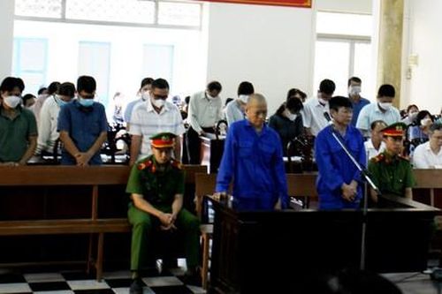 Trả hồ sơ điều tra bổ sung liên quan tài sản 'trùm cuối'