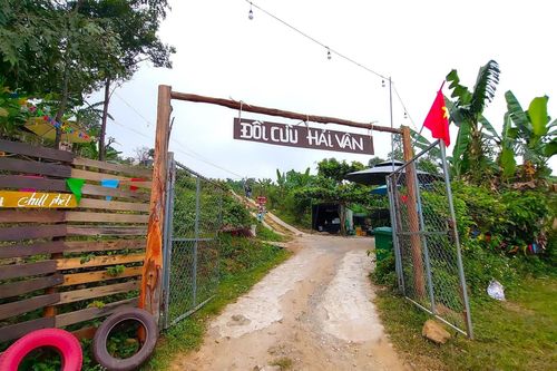 Ngang nhiên mở khu du lịch nghìn m2 giữa rừng Hải Vân