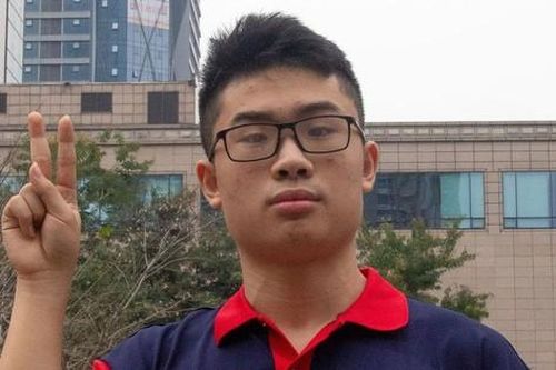 Nam sinh chuyên Toán bứt phá ngoạn mục ở câu hỏi cuối Chung kết OlympiAms 2024