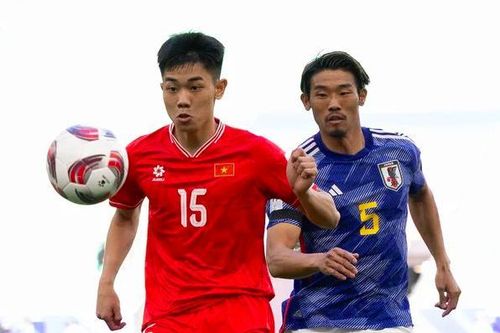 Đang điều trị bệnh 'sao', Đình Bắc khó được lên tuyển đấu Indonesia
