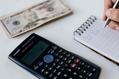Phụ huynh từ chối đóng học phí cả năm dù được chiết khấu 10%