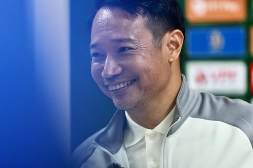 Phản ứng của HLV Nam Định sau khi thắng Hà Nội FC
