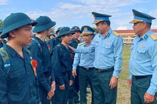 Sư đoàn 375 hoàn thành công tác tiếp nhận chiến sĩ mới năm 2024