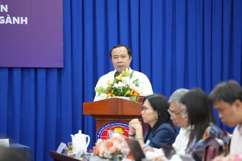ĐHQG TP. HCM tuyển dụng nhiều nhà khoa học trẻ xuất sắc với chế độ ưu đãi hấp dẫn