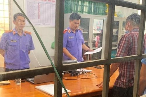Bắt nguyên Chấp hành viên Cục Thi hành án dân sự vì tham ô