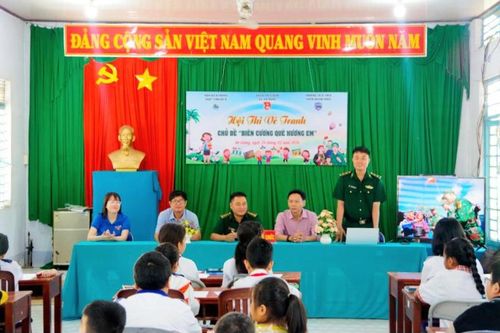 Hàng trăm học sinh An Giang tham gia thi vẽ tranh 'Biên cương quê hương em'