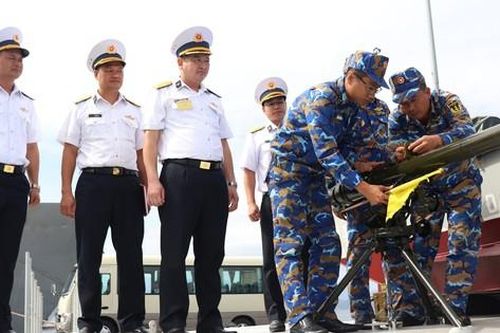 Đoàn kiểm tra Quân chủng Hải quân yêu cầu Vùng 4 duy trì nghiêm kỷ luật, làm tốt công tác huấn luyện